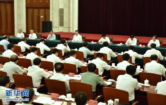 習近平:切實做好新形勢下東西部扶貧協作工作