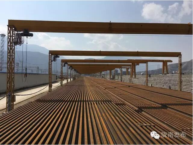 蘭渝鐵路最新進展！除胡麻嶺隧道外已全線鋪通