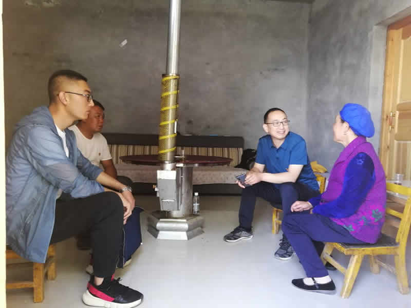 “感黨恩、憶黨史”，--市龍江城鄉(xiāng)發(fā)展集團(tuán)公司開展慶祝建黨99周年主題黨日活動(dòng)