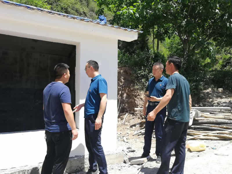 “感黨恩、憶黨史”，--市龍江城鄉(xiāng)發(fā)展集團(tuán)公司開展慶祝建黨99周年主題黨日活動(dòng)